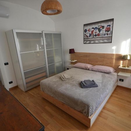 Casa Nel Borgo Vicinissima Al Centro Di Torino Apartment ภายนอก รูปภาพ